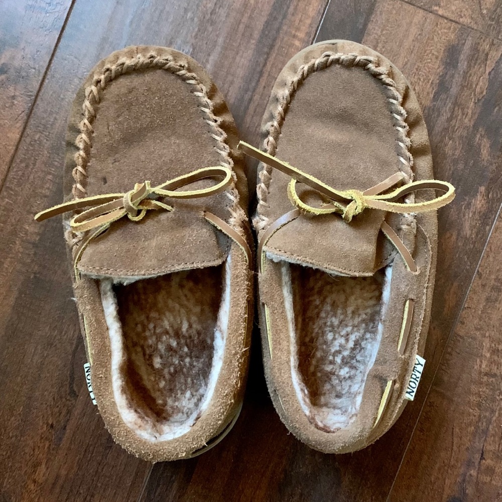 Norty Boys Tan Fur- Lined Slippers SZ- 2